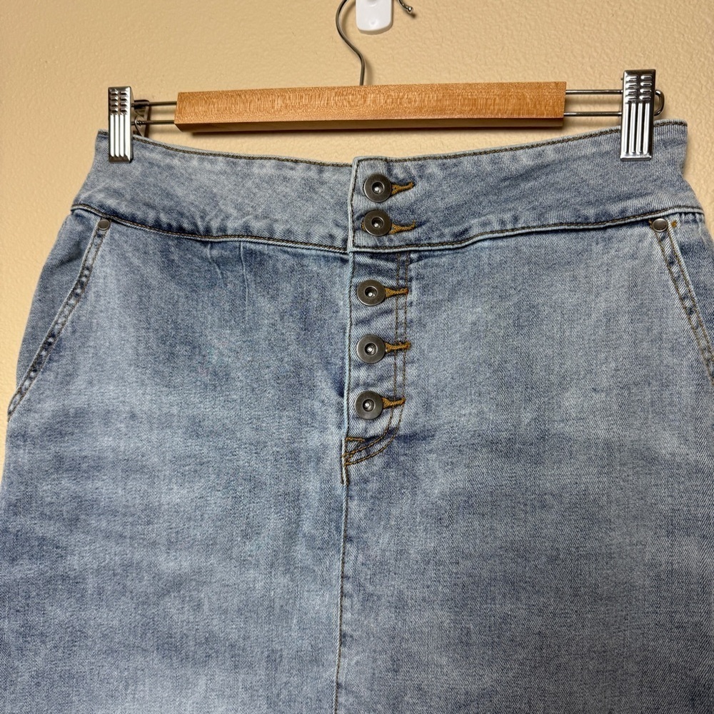Prana Aubrey Dusted Blue Organic Cotton High-Waist Denim Skirt - Picture 5 of 8